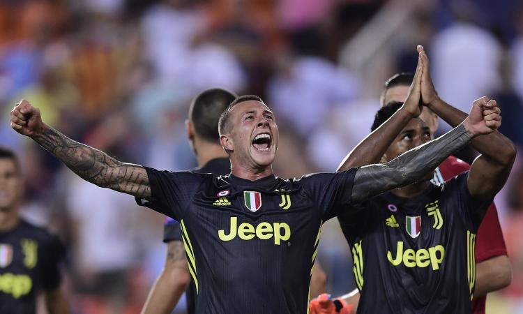 Juve, Bernardeschi: 'Idoli Baggio, Del Piero e Totti. L'Italia...'