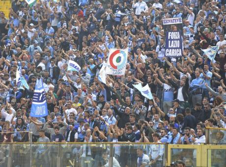 Cori contro Kean e canti anti-semiti: Bologna e Lazio verso l'assoluzione