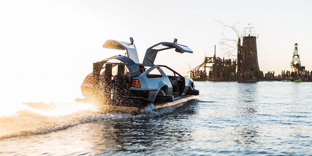 PIT STOP: Ritorno al futuro, la DeLorean 'galleggiante' in vendita su eBay