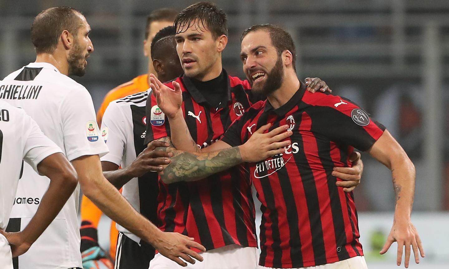 'Higuain betrays AC Milan': Italian papers slam star striker vs. Juve