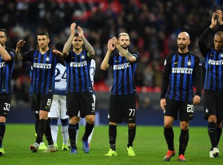 Inter, come da copione: c'è da soffrire ancora. Ma il Barcellona non farà regali