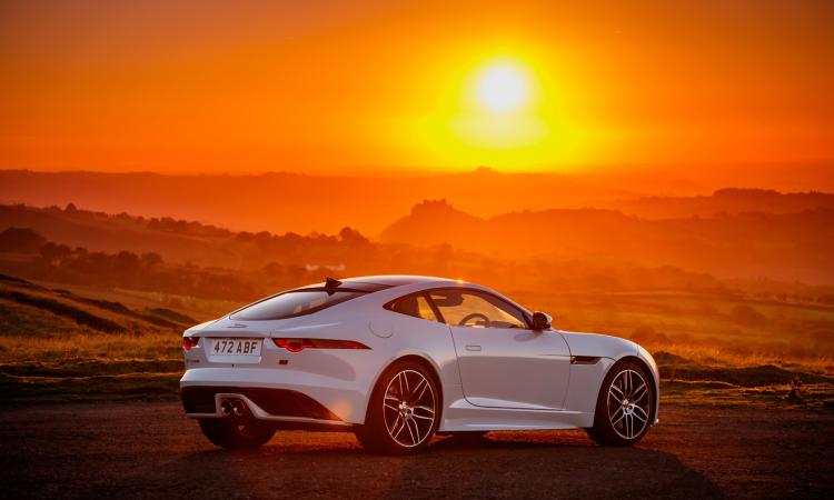 PIT STOP: la F-Type celebra i 70 anni delle sportive Jaguar FOTO e VIDEO