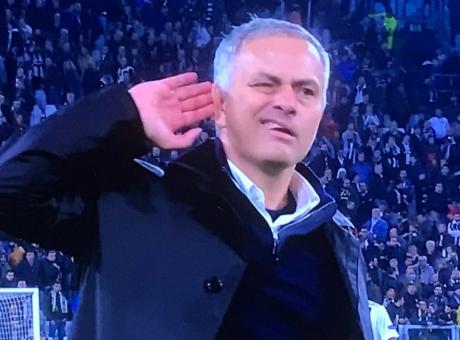 Mourinho: 'Inter la migliore squadra che ho allenato, sono troppo giovane per ritirarmi' VIDEO