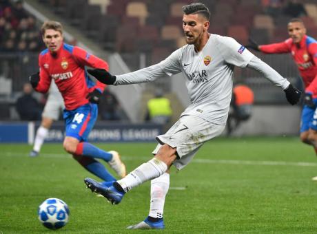 Pellegrini allontana il PSG: 'Quando sento i rumors spengo la tv! Capitano? A Roma è più bello...'