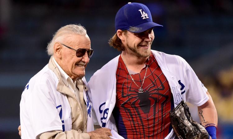 Pachuca e Tigres, messaggio social per Stan Lee