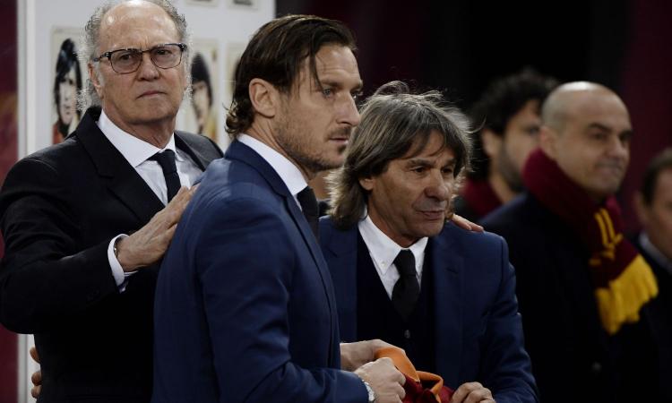 La Roma si tiene la sua bandiera: Totti promosso, diventerà direttore tecnico