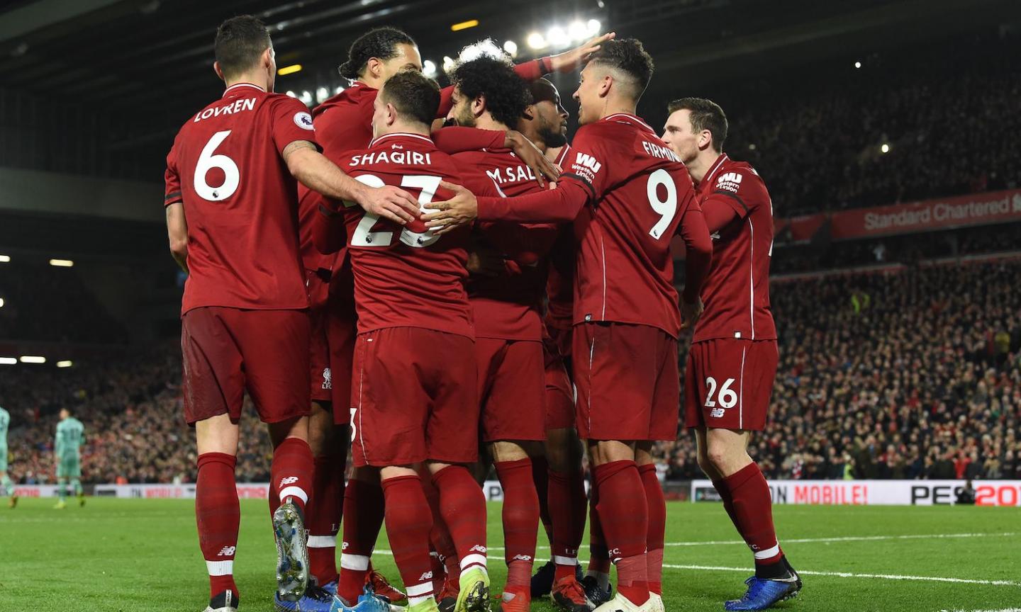 Il Liverpool tratta con Nike, superato l'accordo Manchester United - Adidas da 750 milioni