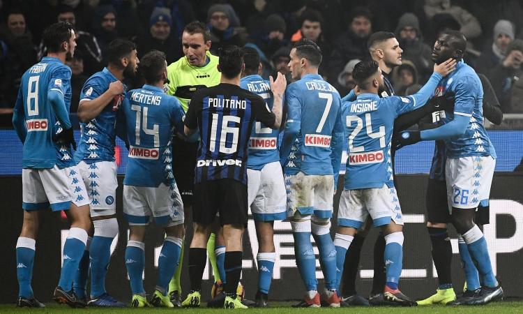La Serie A si macchia di razzismo e morte: ecco cosa rischia ora l'Inter