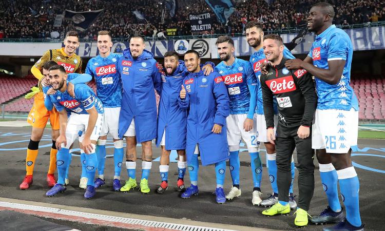 Il Napoli ricaccia indietro l'Inter, avvisa la Juve, pensa al match più importante