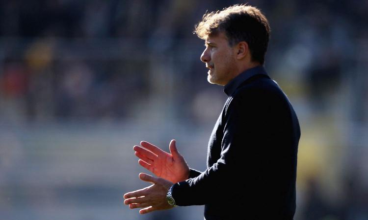Lecce-Alessandria, le formazioni ufficiali: le scelte di Baroni e Longo