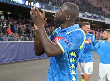 Napoli, fissato il prezzo di Koulibaly. Mercato chiuso a gennaio