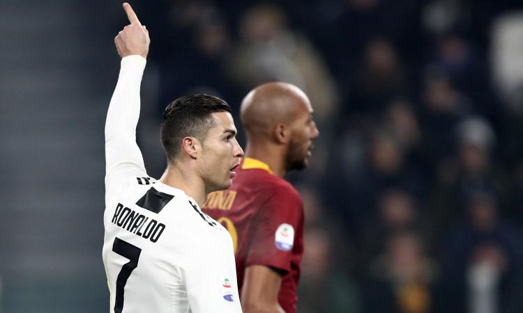 Roma, Nzonzi come Allegri: addio ai social