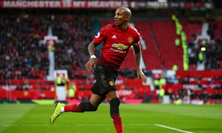 Manchester United: Rooney chiama in MLS un difensore