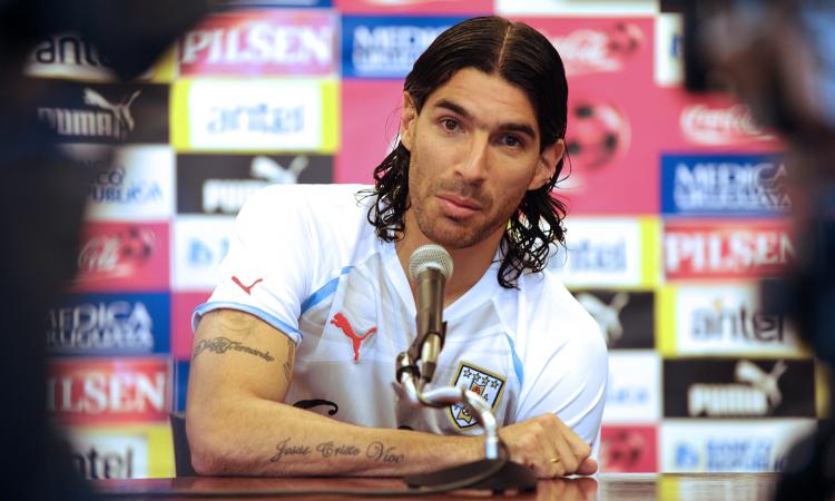 Il Loco Abreu: il numero 13 come ossessione e quel rigore con il Ghana...