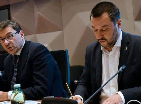 Giorgetti: 'No visibilità a razzisti e violenti. Genoa-Milan alle 15, presto concilieremo esigenze gente-sicurezza'