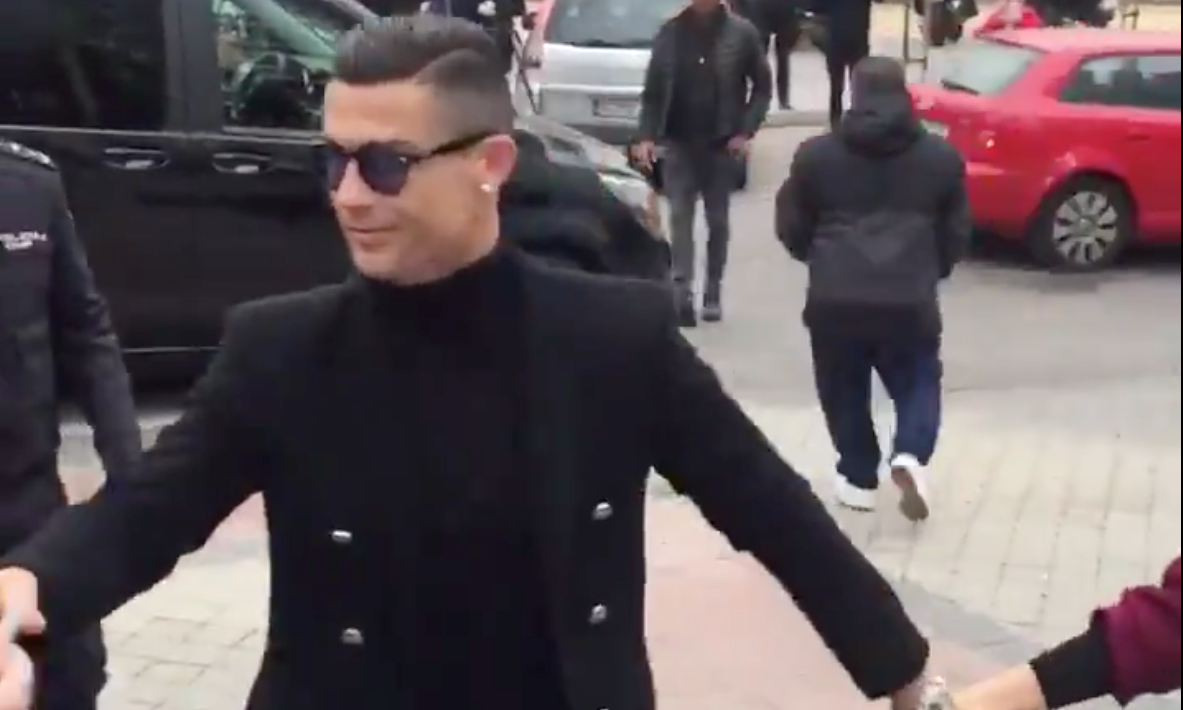 Café Miranda, il nascondiglio di CR7 a Madrid VIDEO