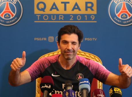 Buffon e Verratti si danno all'ippica... del deserto VIDEO