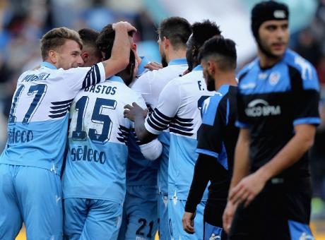 Coppa Italia: la Lazio divora il Novara 4-1. Ai quarti aspetta Inter o Benevento