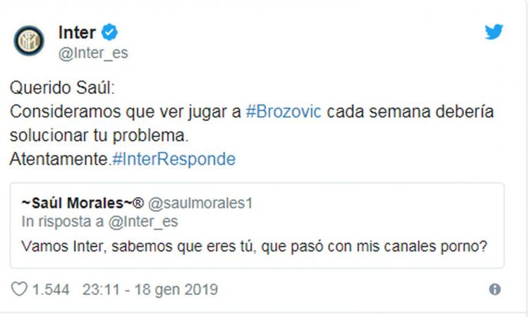 Momenti Di Gioia: 'Che fine hanno fatto i miei porno?', l'Inter replica: 'Non ti basta veder giocare Brozovic?'
