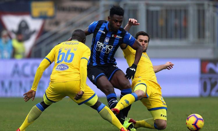 Troppo Zapata per il Frosinone: la Dea crede all'Europa, Duvan insidia CR7