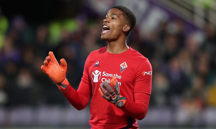 Fiorentina, Lafont pronto a restare e affrontare la concorrenza di Dragowski