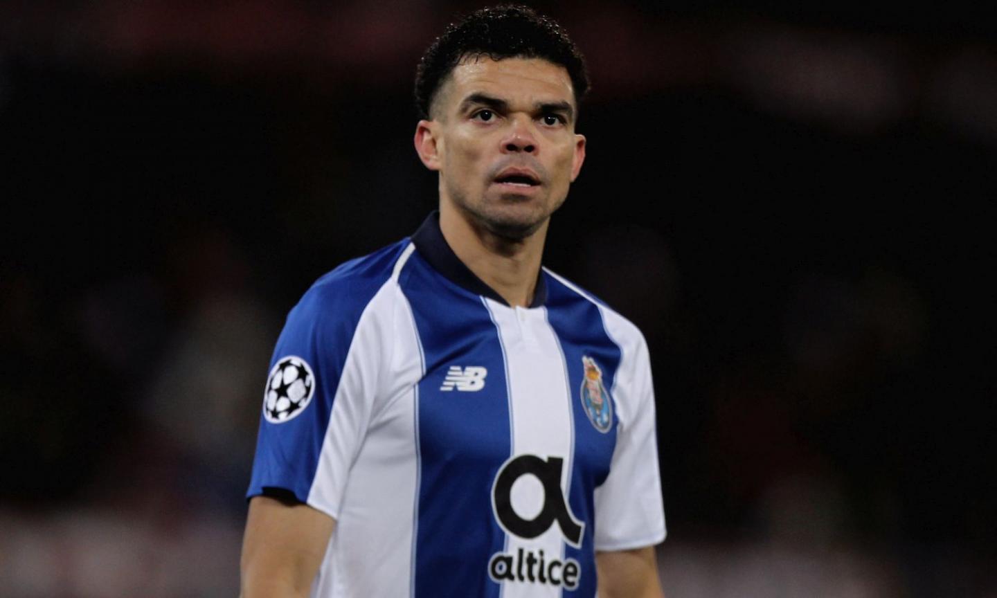 Porto, Pepe avvisa la Roma: 'Lotteremo fino all'ultimo secondo!'