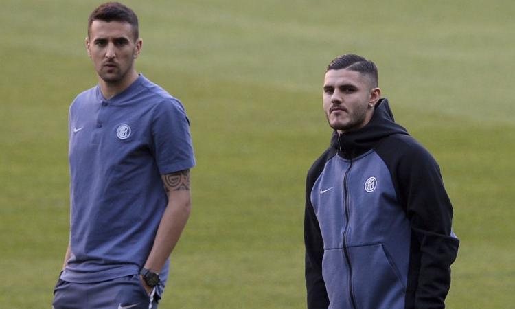 Inter, spogliatoio diviso: Vecino chiama Icardi, lui non molla. E Perisic...