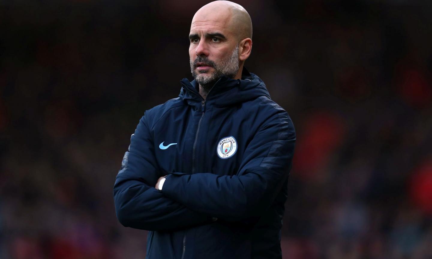 Guardiola scuro in volto: per gli arbitri o i giornalisti? VIDEO