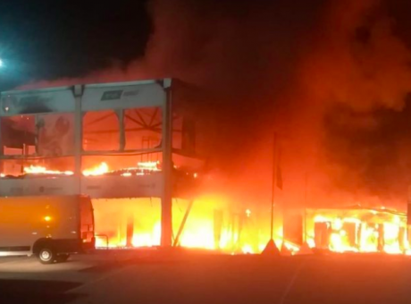MotoE, incendio a Jerez: le moto in fiamme, non resta nulla FOTOGALLERY