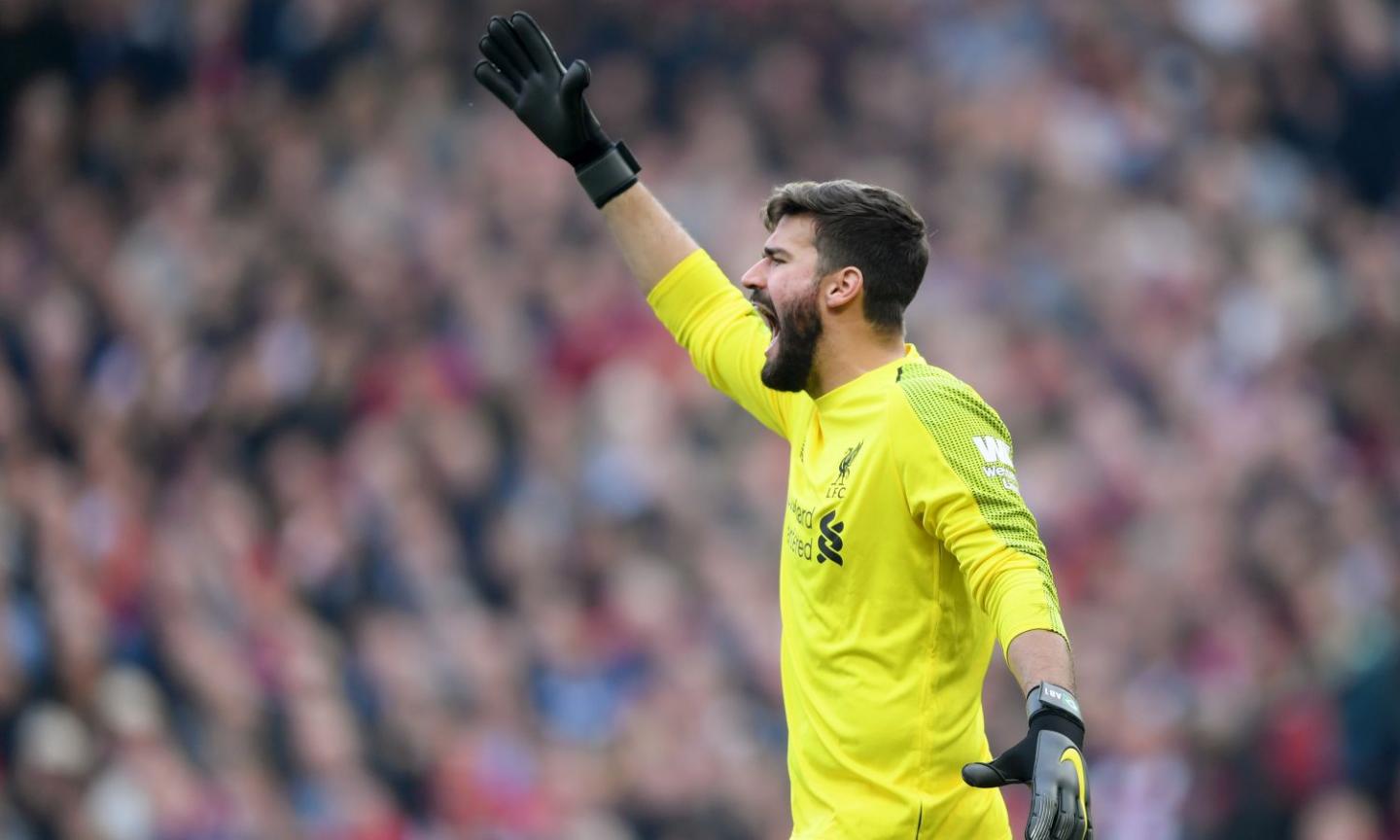 Premier: 'Guanto d'oro' all'ex Roma Alisson