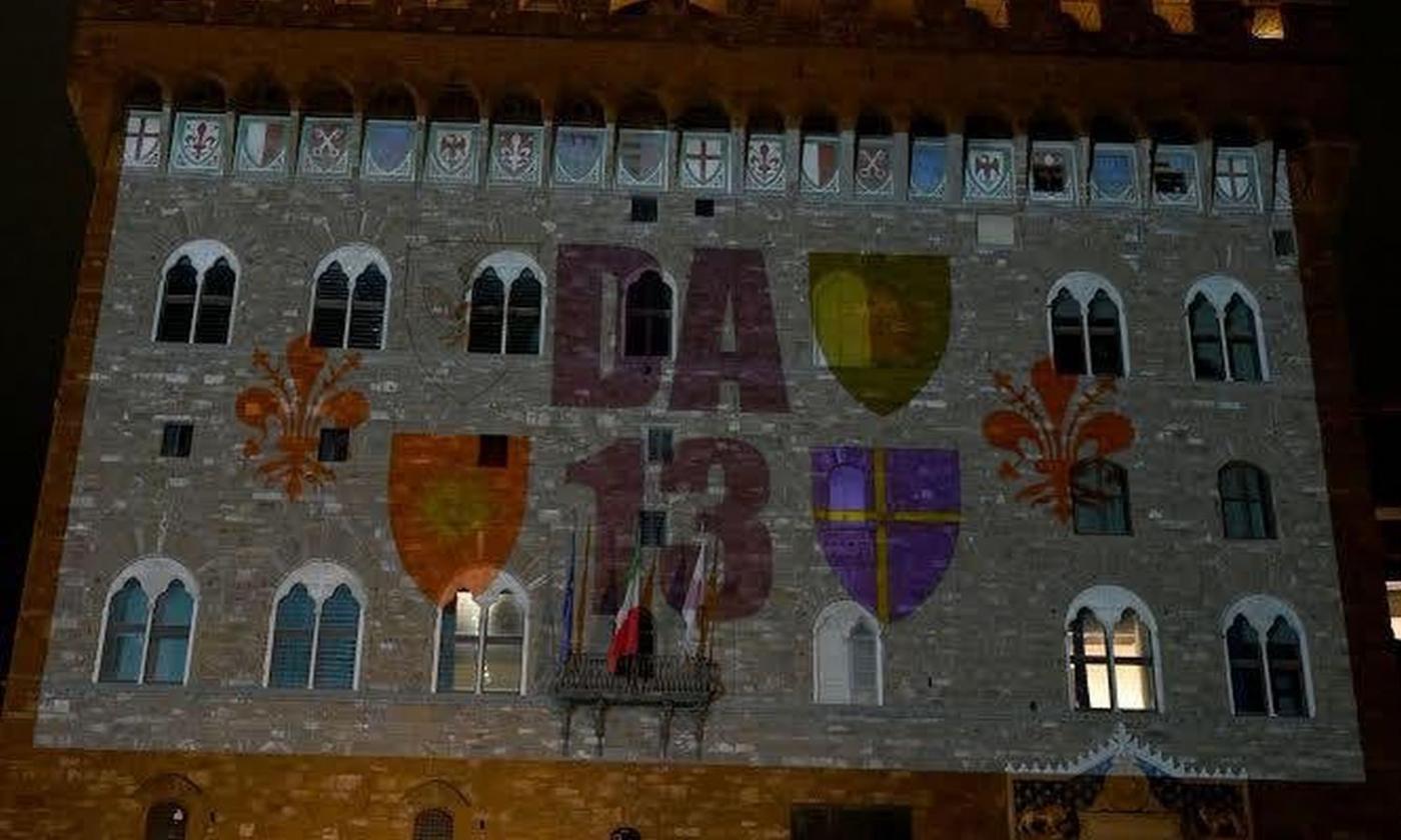 Firenze ricorda Astori: la fascia proiettata su Palazzo Vecchio FOTO