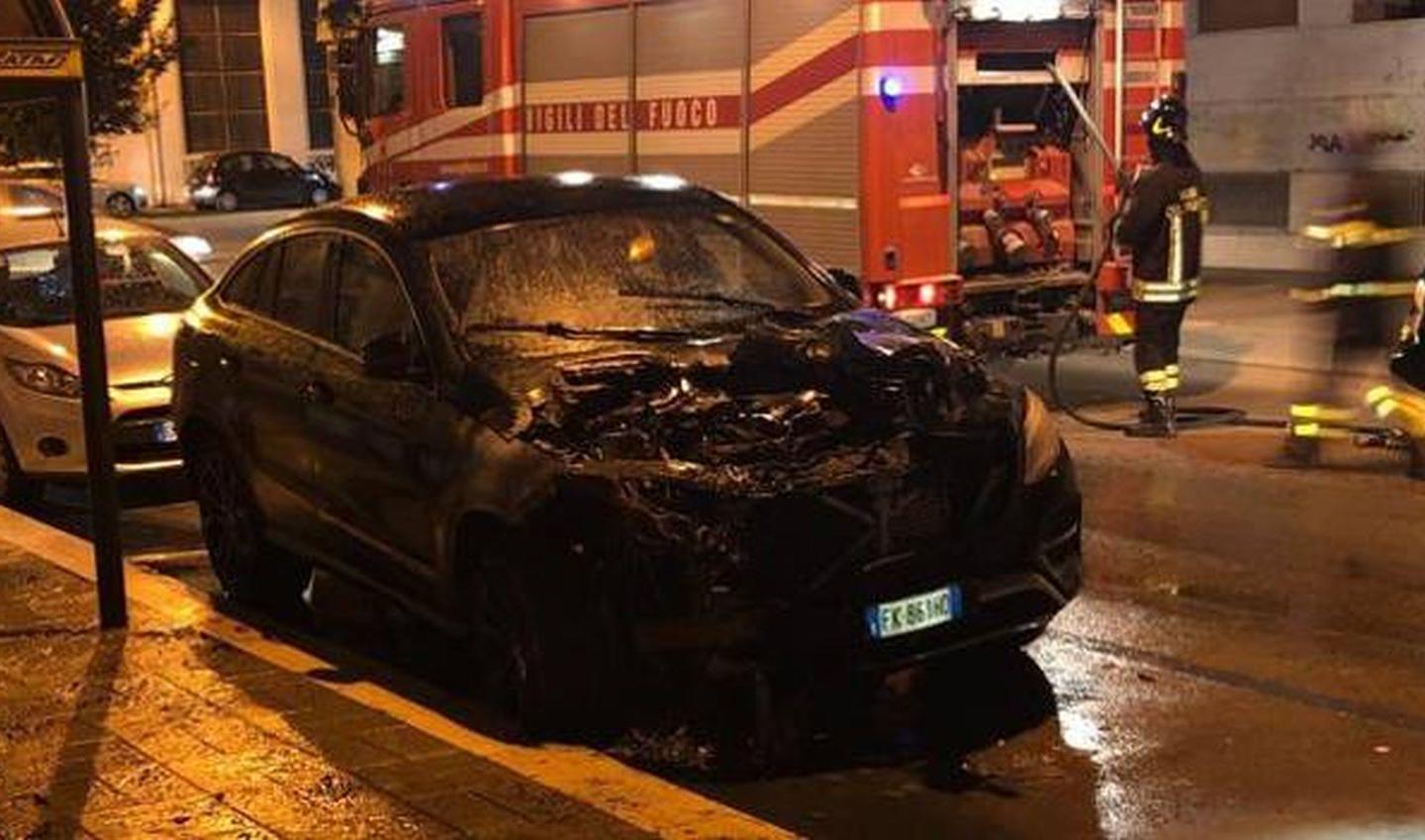 Foggia, in fiamme l'auto di Iemmello: 'Sono schifato'