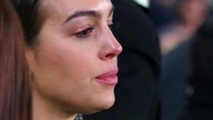 Juve, Georgina si emoziona per la tripletta di Ronaldo e scoppia in lacrime FOTO