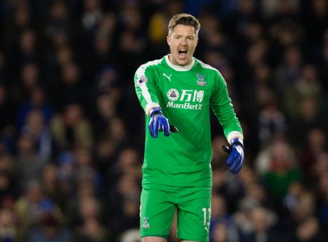 Crystal Palace, assoluzione Hennessey: troppo ignorante, non sapeva cosa fosse il saluto nazista