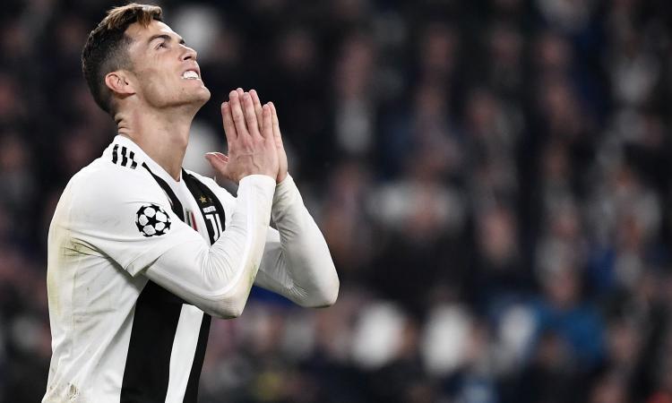 Ronaldo è furibondo, voleva una Juve diversa. Dalle scelte di Allegri al suo futuro...