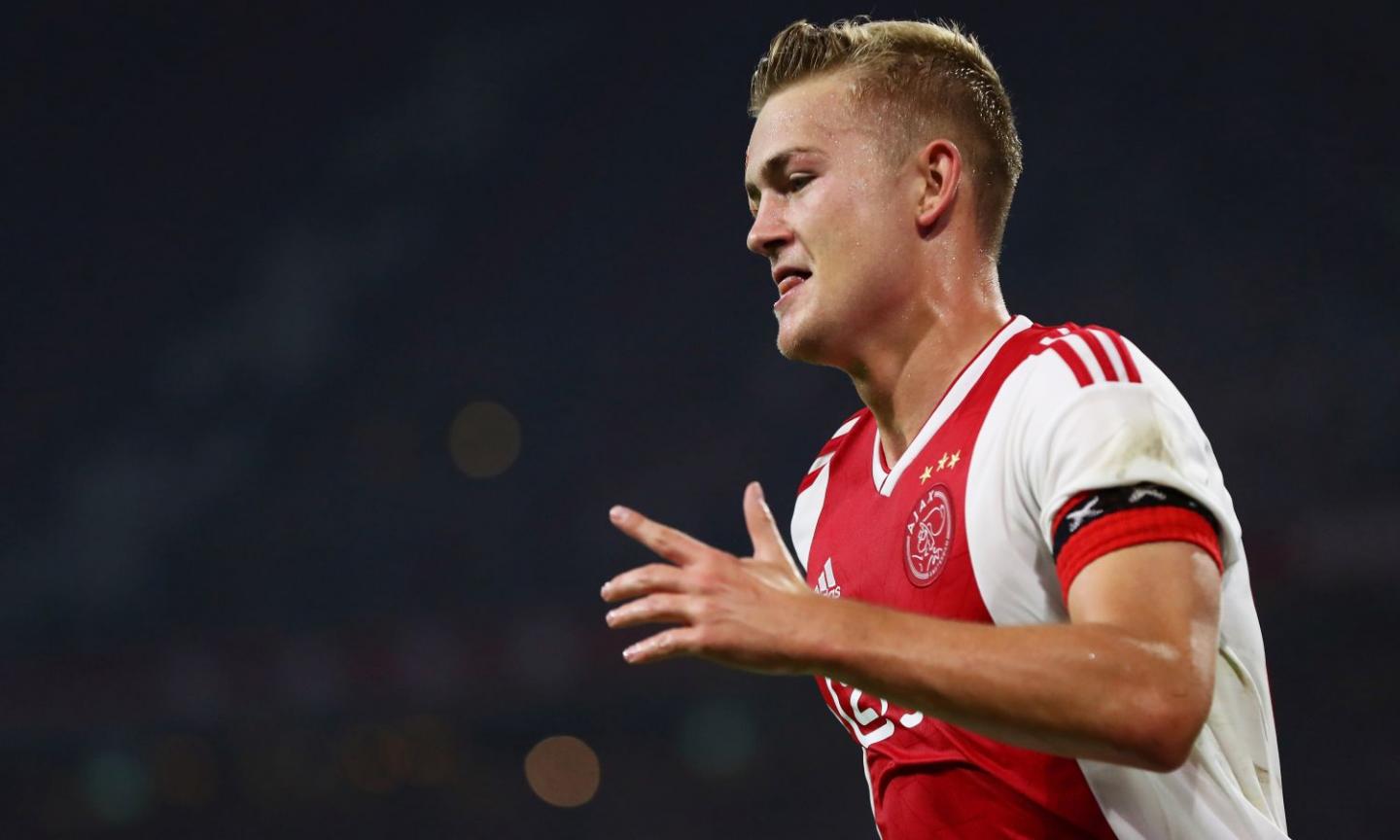 Ajax captain de Ligt not convinced by Barca, opens the door to Juve