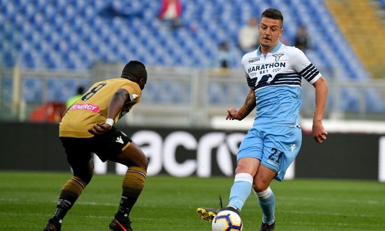 Badu dall'Udinese al Verona, UFFICIALE: Ekuban in Albania