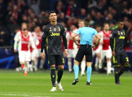 Sconcerti a CM: 'Var? Il problema sono gli arbitri. Il Napoli rimonta l'Arsenal. Juve-Ajax? Vincono i forti, non i belli'
