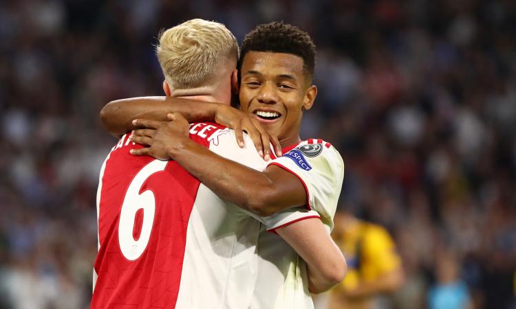 Milan, rimpianti van de Beek e Neres