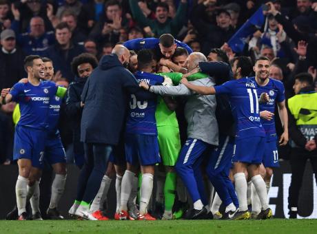 Sarri, deriso in Italia, fa meglio di Conte in Europa: finali tutte inglesi