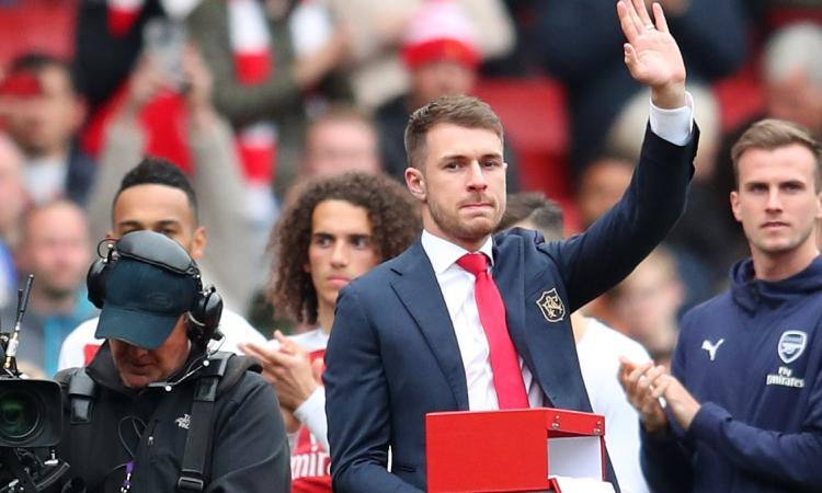 Juve, ultimo giorno di Ramsey al centro di allenamento dell'Arsenal