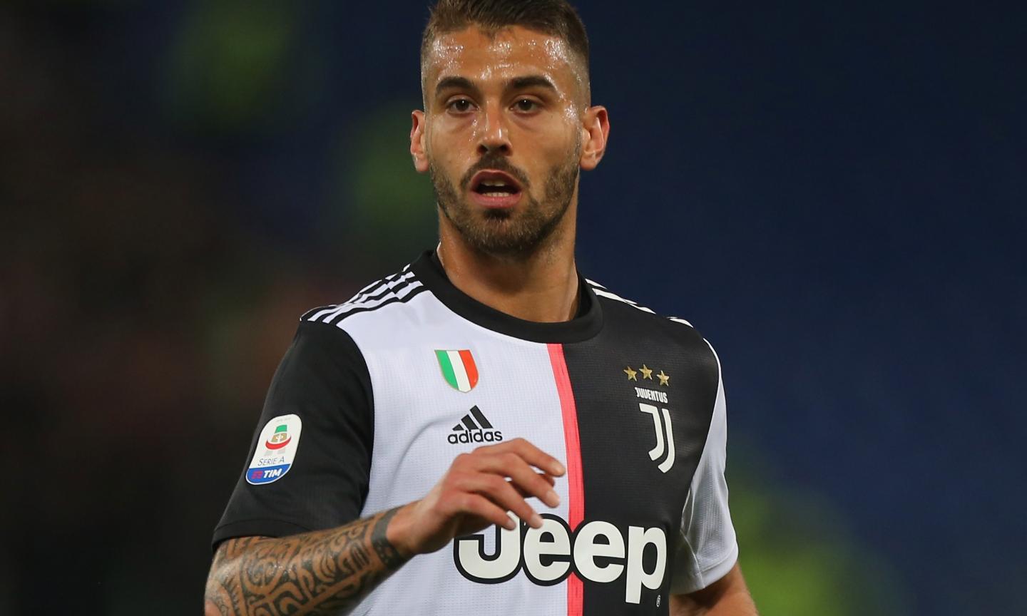 Juventus' Leonardo Spinazzola arrives in Rome for Roma medical