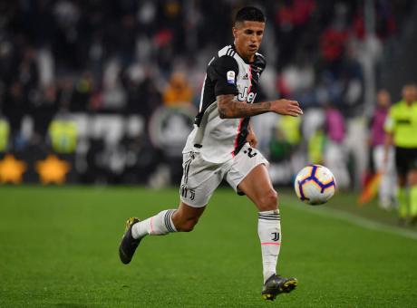Juve: Cancelo sul mercato anche senza Allegri. Il City prepara l'offerta: le cifre