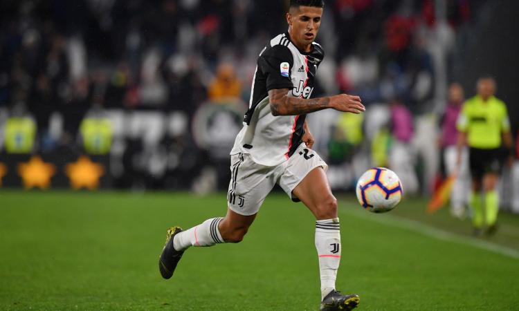 Juve: Cancelo sul mercato anche senza Allegri. Il City prepara l'offerta: le cifre