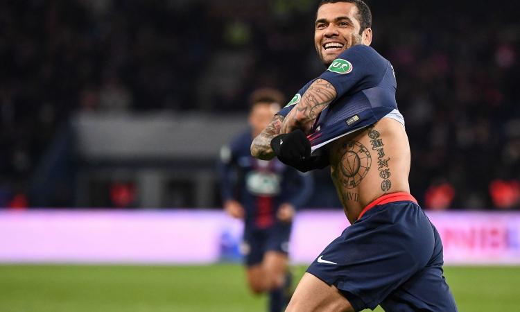 Juve più lontana da Dani Alves: un club inglese è in pole