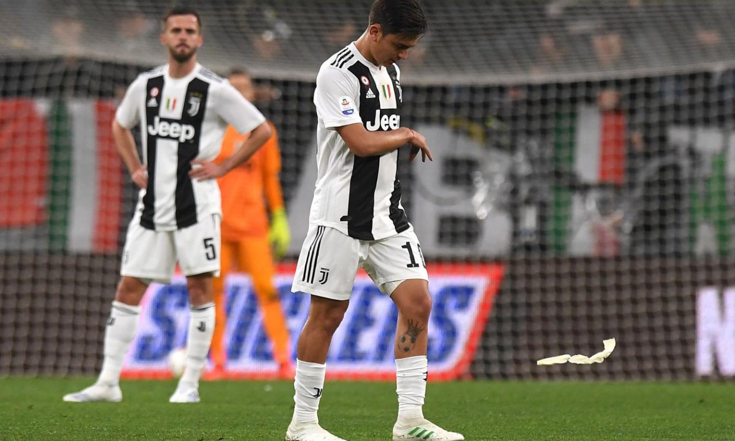 Da Dybala a Cancelo: la Juventus vince, ma sul mercato perde valore