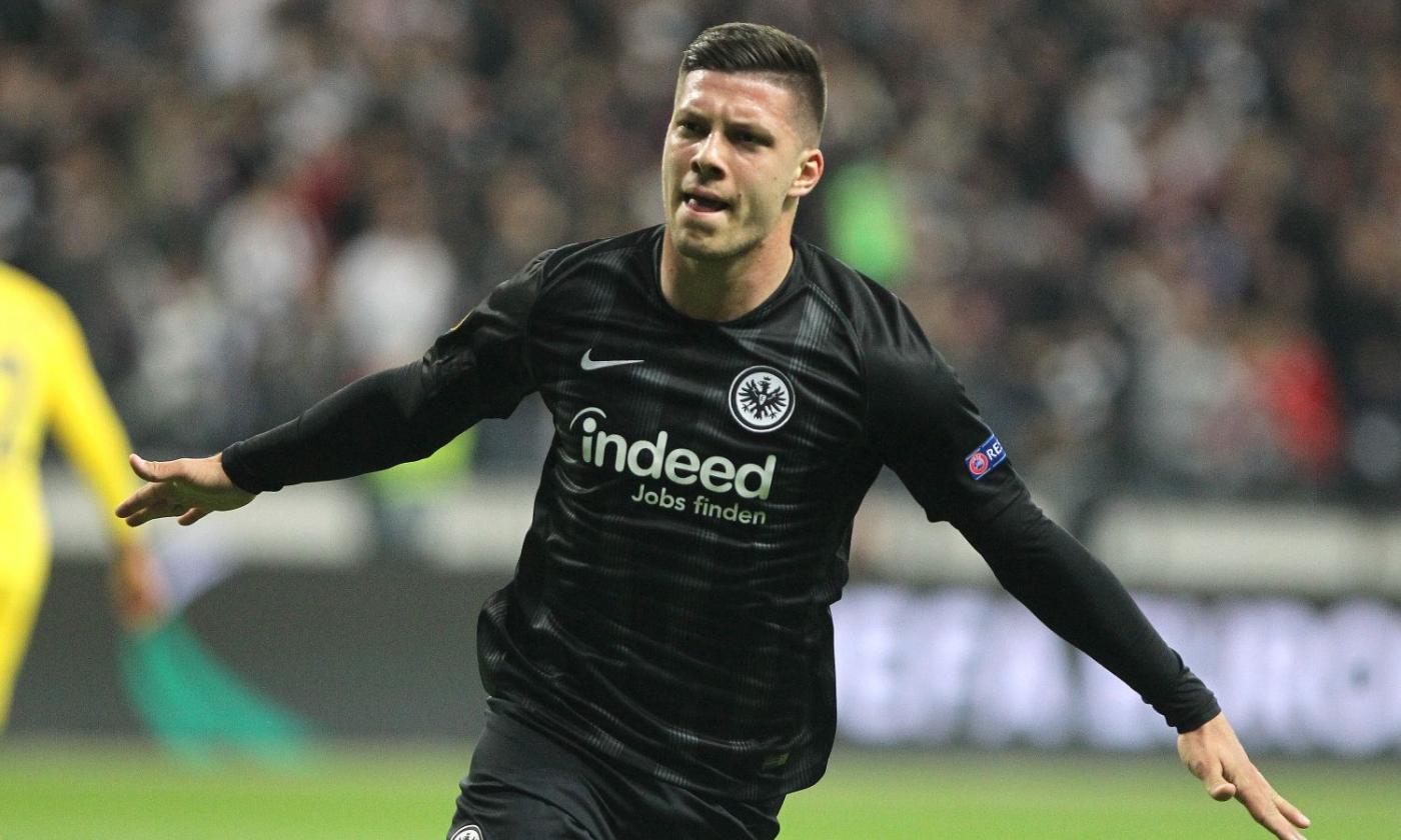 Frankfurt director offers hope to Inter and Barça as no deal yet with Madrid for Jovic