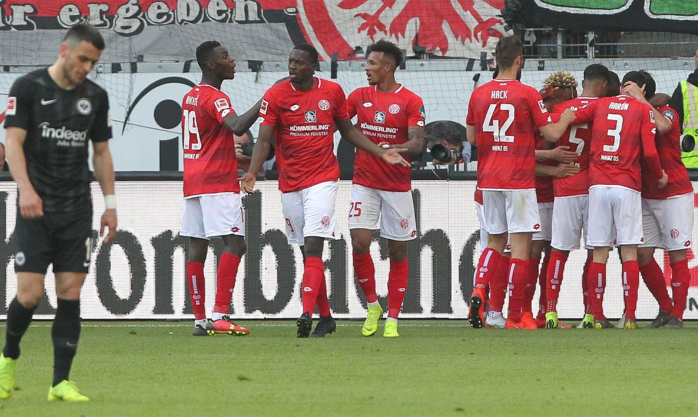 L'Eintracht crolla anche in Bundesliga e perde 2-0 in casa contro il Mainz: Champions lontana