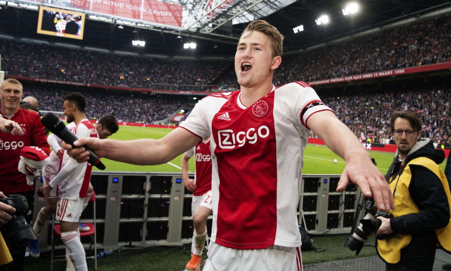 Ajax, ancora de Ligt: 'Tante offerte, una meglio dell'altra'