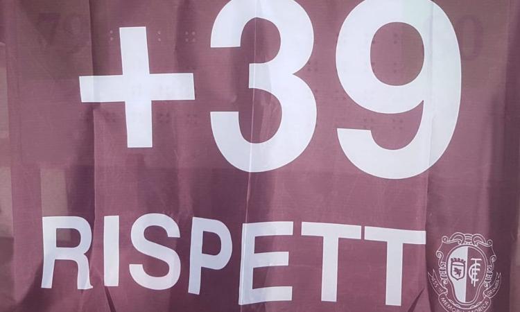 '+39 Rispetto': durante Torino-Lazio l'omaggio alle vittime dell'Heysel